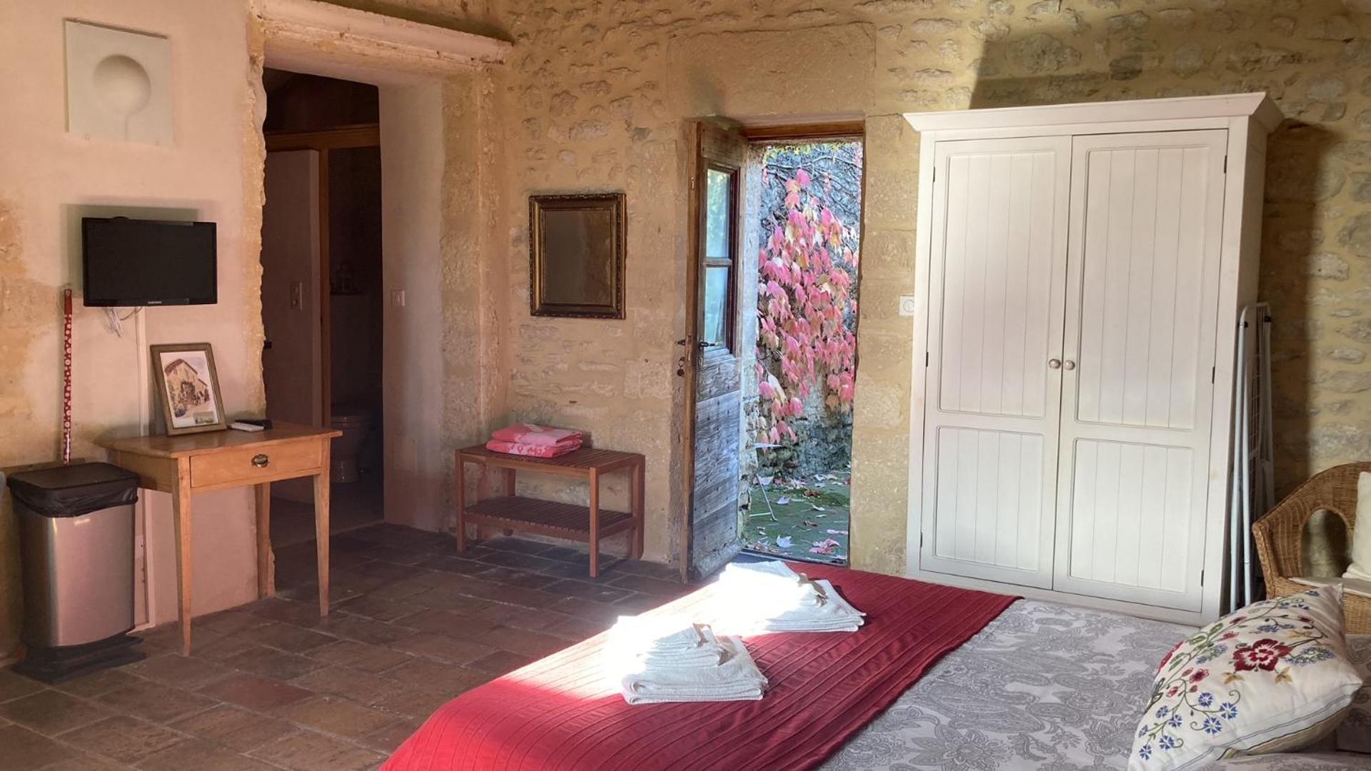 Mas De La Rivoire B&B Villevieille Ngoại thất bức ảnh