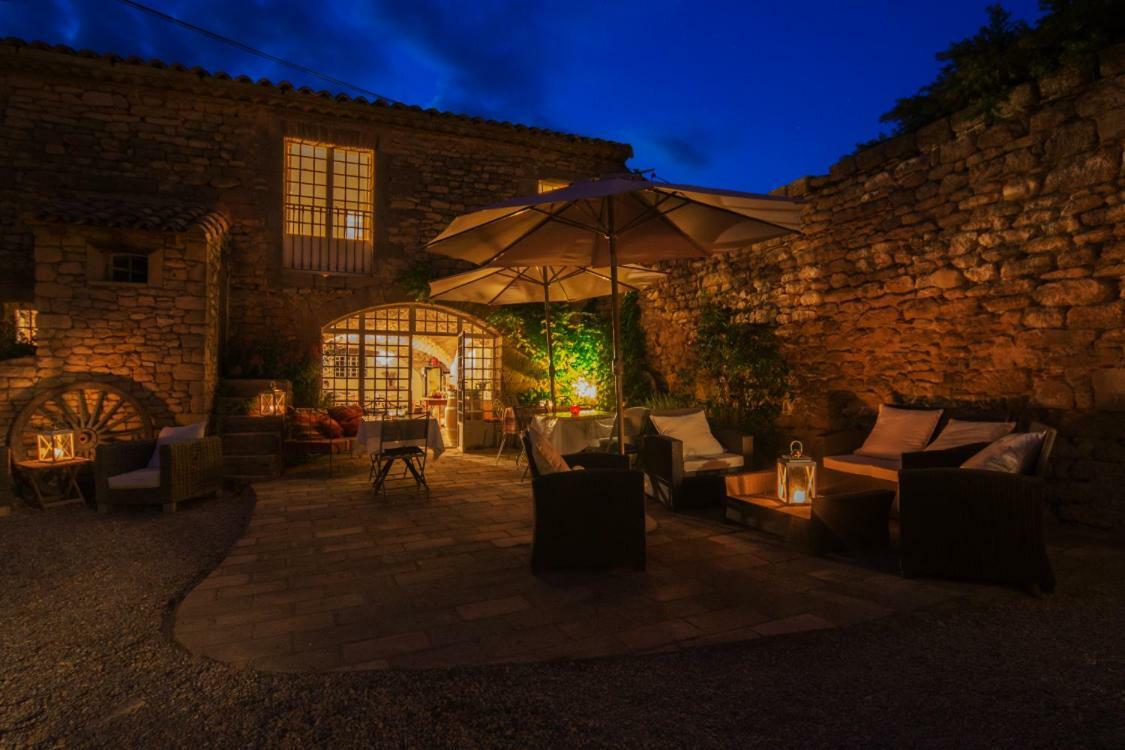 Mas De La Rivoire B&B Villevieille Ngoại thất bức ảnh