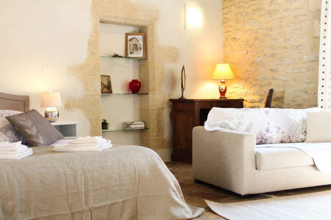 Mas De La Rivoire B&B Villevieille Ngoại thất bức ảnh
