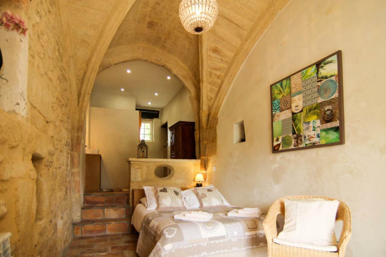 Mas De La Rivoire B&B Villevieille Ngoại thất bức ảnh