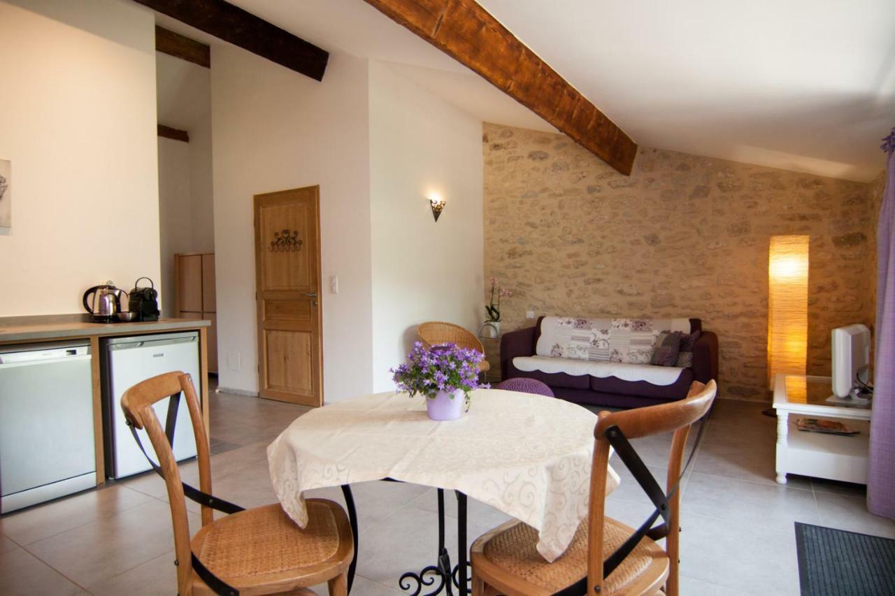 Mas De La Rivoire B&B Villevieille Ngoại thất bức ảnh